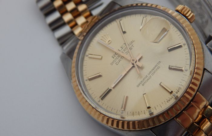 Rolex serial number check - A&E WATCHES